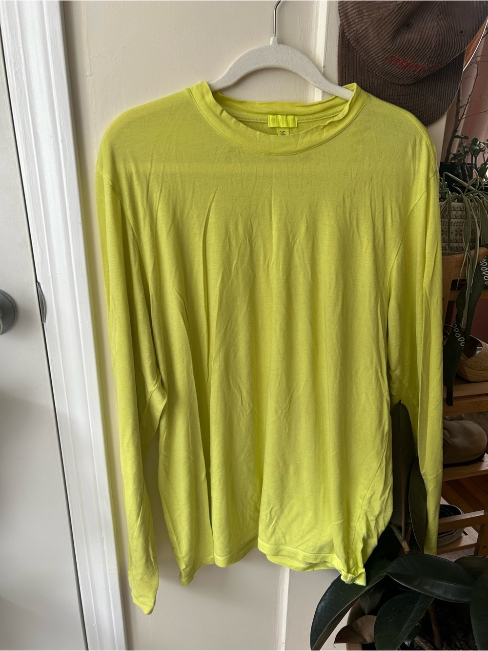 SKIMS Oversized Long Sleeve Boyfriend Tee in Neon Lime